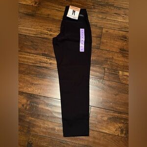 Eddie Bauer Women’s Horizon Street ankle pant